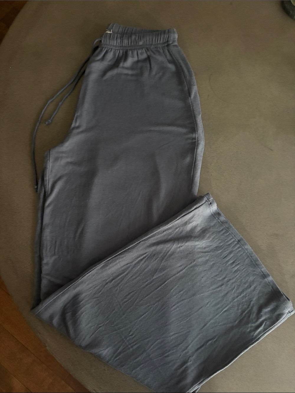 OYSHO lounge pants size Small